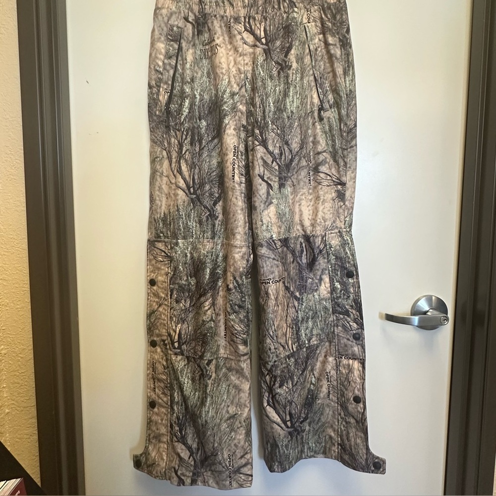 Cabela’s dry plus Camouflage Pattern Wide-Leg Trousers for hunting